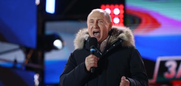 Russian President Putin attends a rally of his supporters following his March 2018 presidential election victory. ©Mikhail Svetlov/Getty Images